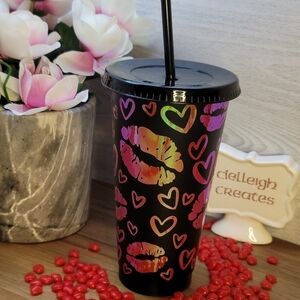 🌟 HOST PICK 🌟 Iridescent red lips & hearts tumbler